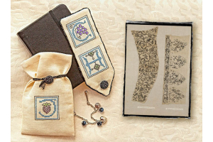 Elizabethan Cross Stitch Alphabet